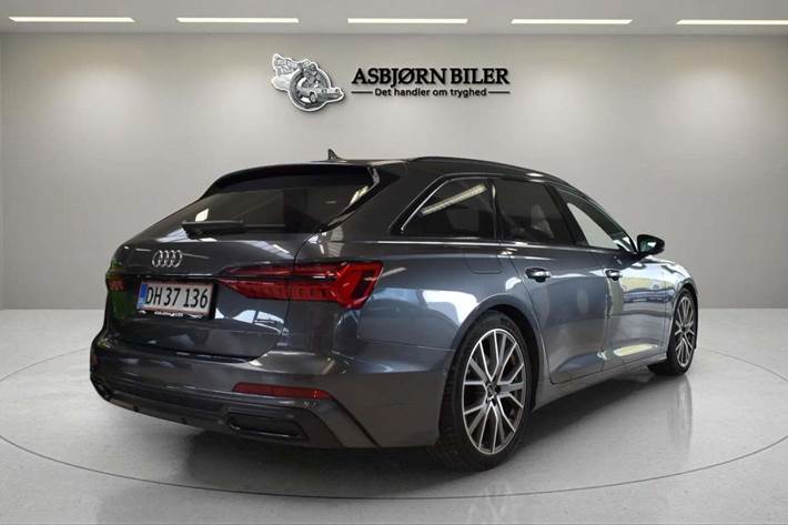 Grå Audi A6 fra 2022