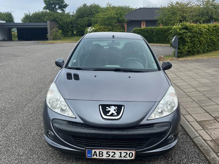 Peugeot 206+ 1,4 HDI 68 Generation 5d