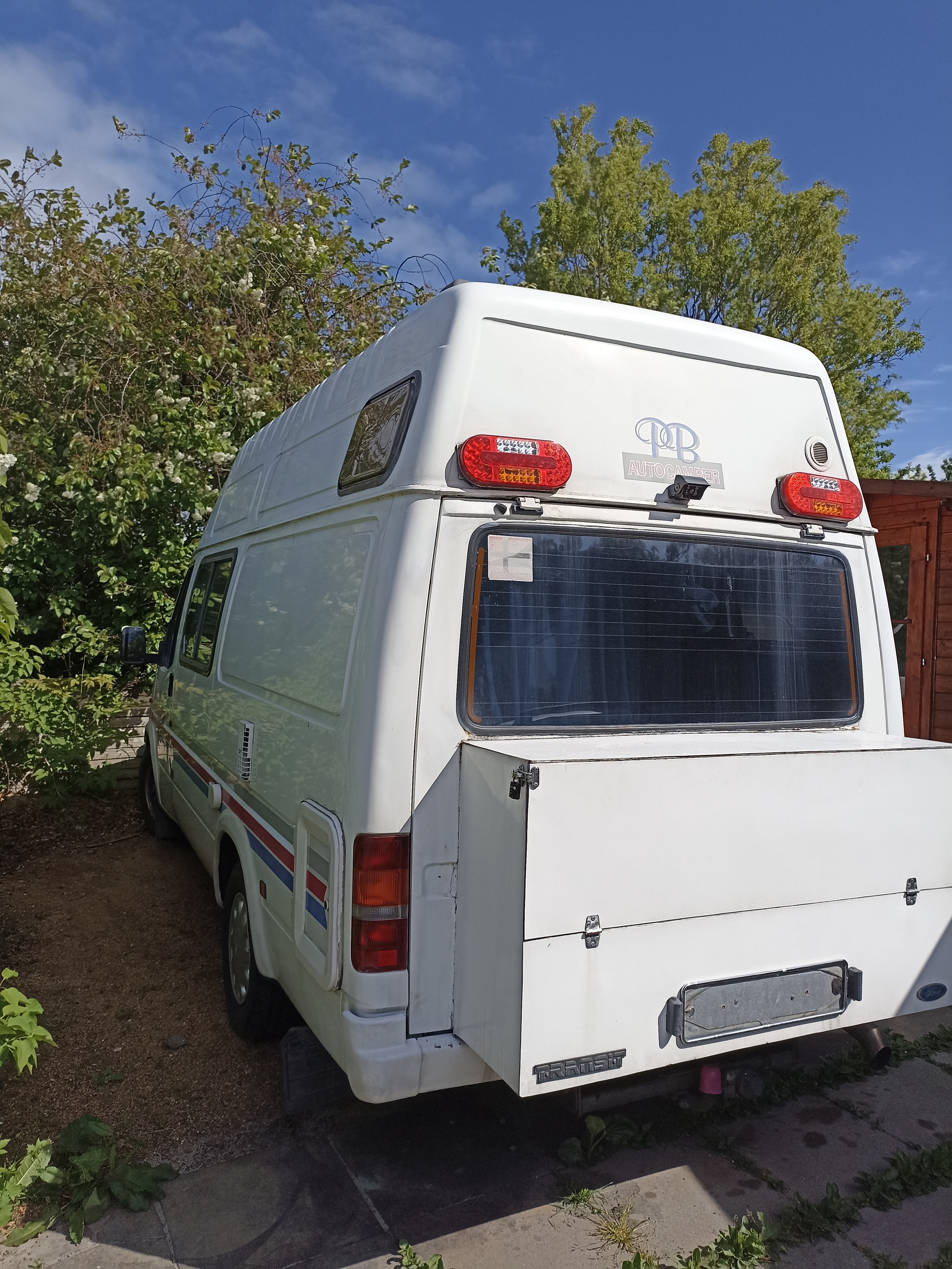 Ford Transit 2,5 UOPLYST