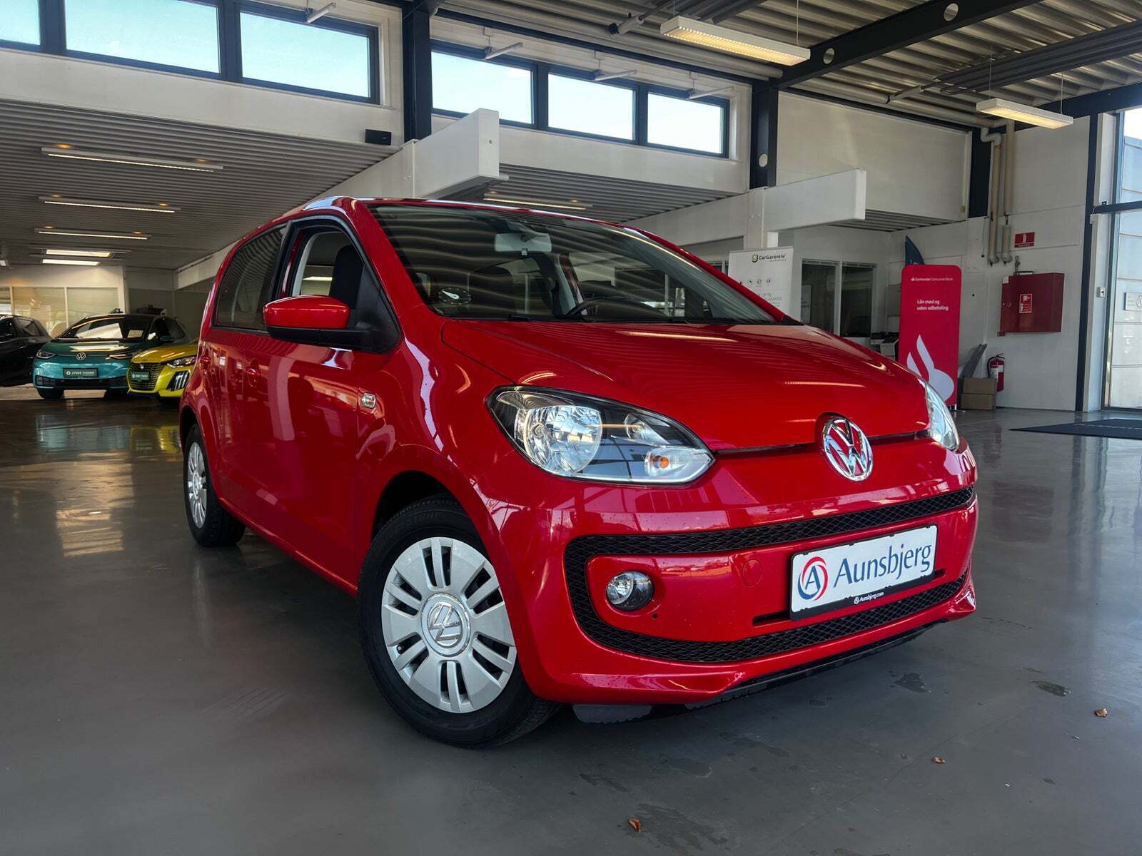 Rød VW UP! fra 2016