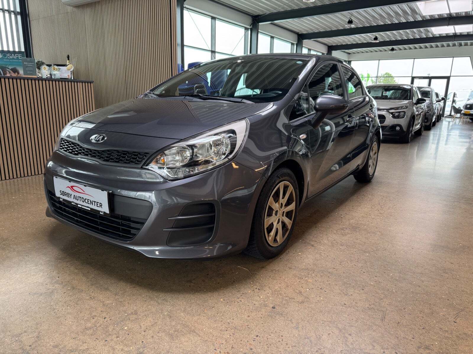 undefined Kia Rio fra 2015
