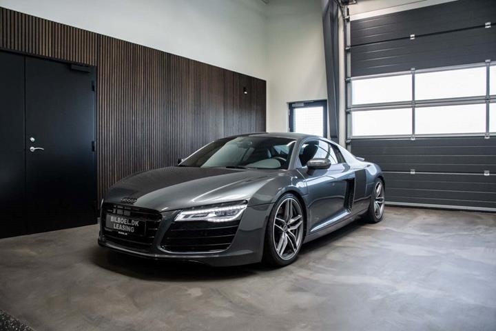 Grå Audi R8 fra 2015