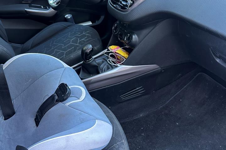 Hvid Peugeot 2008 fra 2013