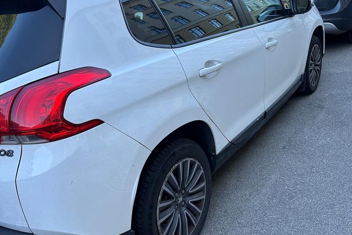 Hvid Peugeot 2008 fra 2013