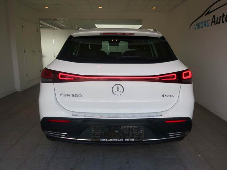 Mercedes EQA300 Progressive 4Matic