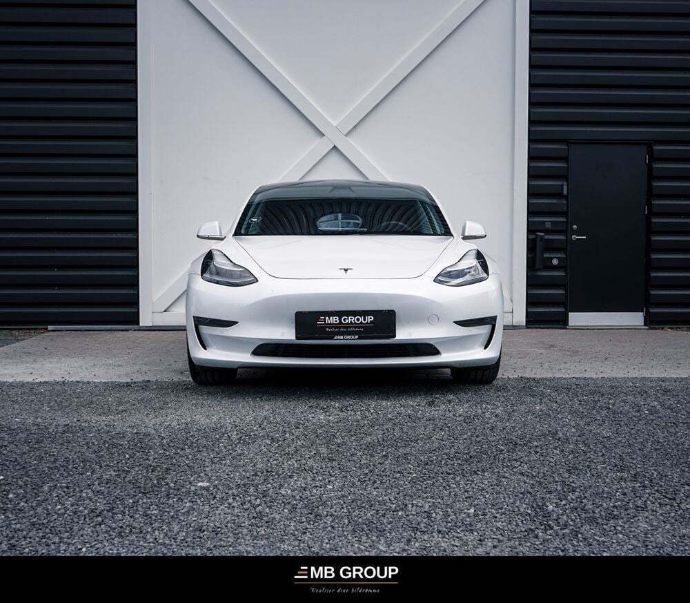 undefined Tesla Model 3 fra 2020