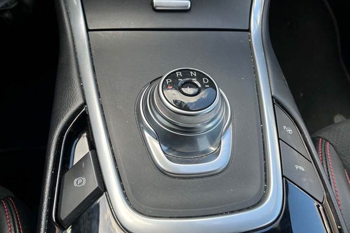 Blå Ford S-MAX fra 2022