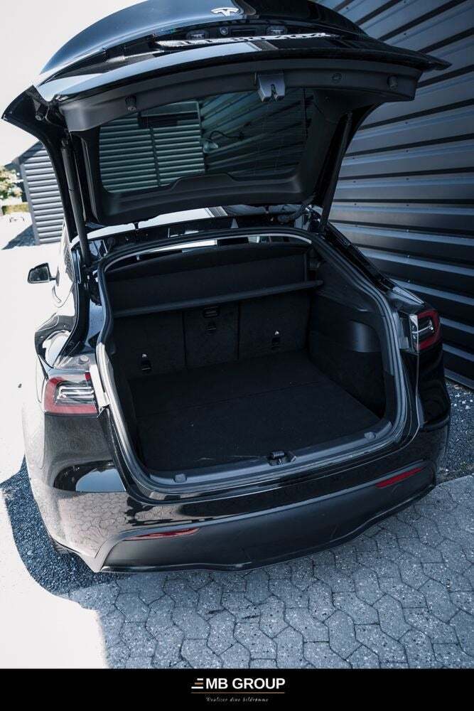 undefined Tesla Model Y fra 2022