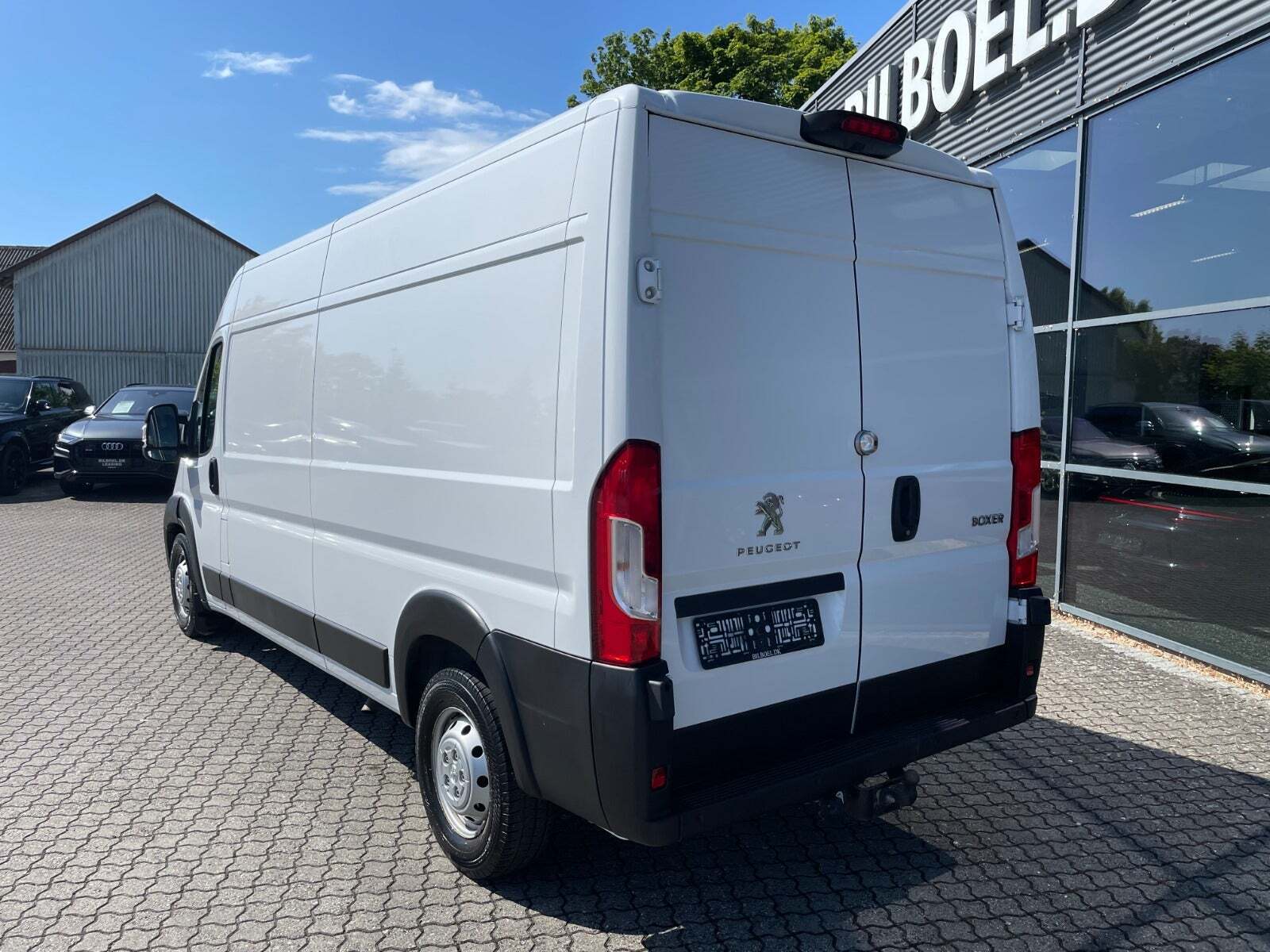 Peugeot Boxer 435 2,2 BlueHDi 165 L3H2 Premium