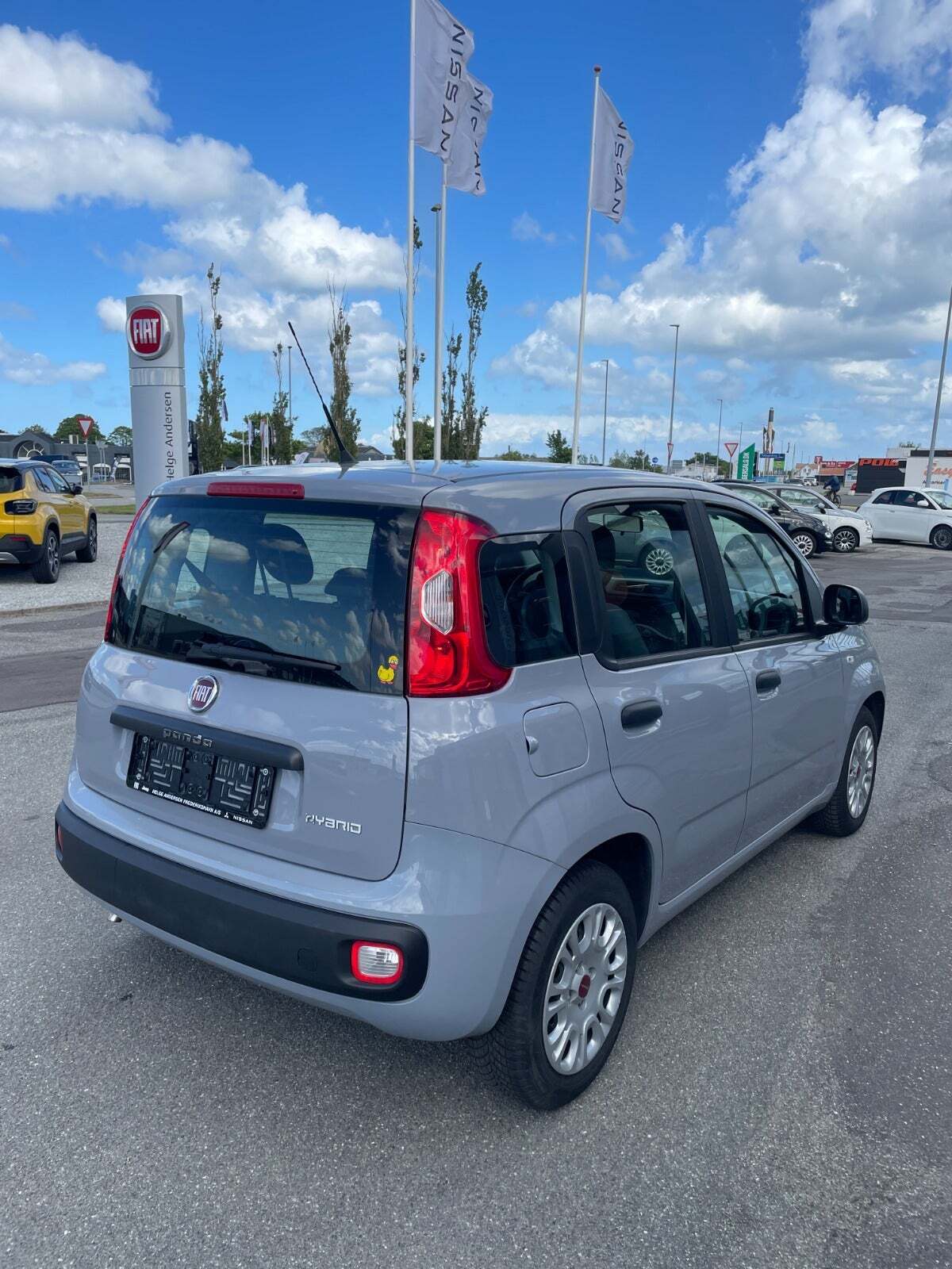 Grå Fiat Panda fra 2021