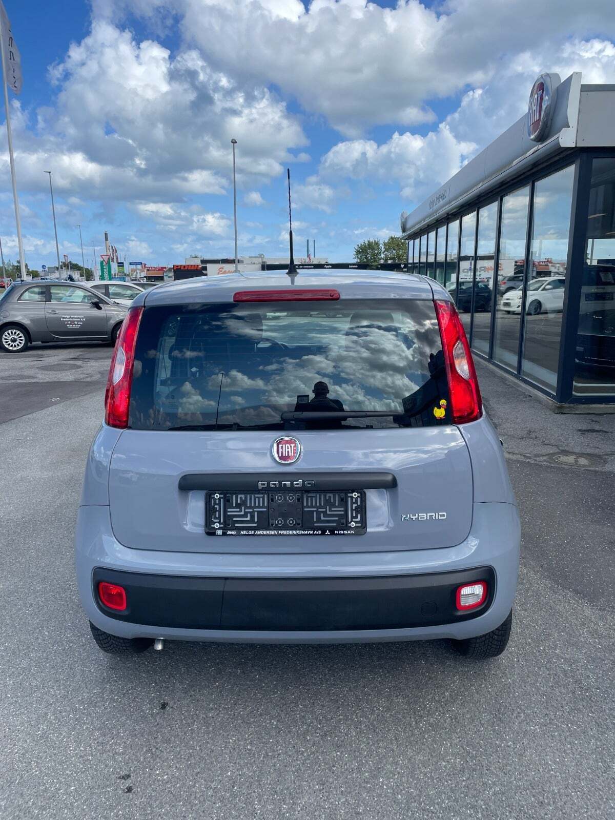Grå Fiat Panda fra 2021