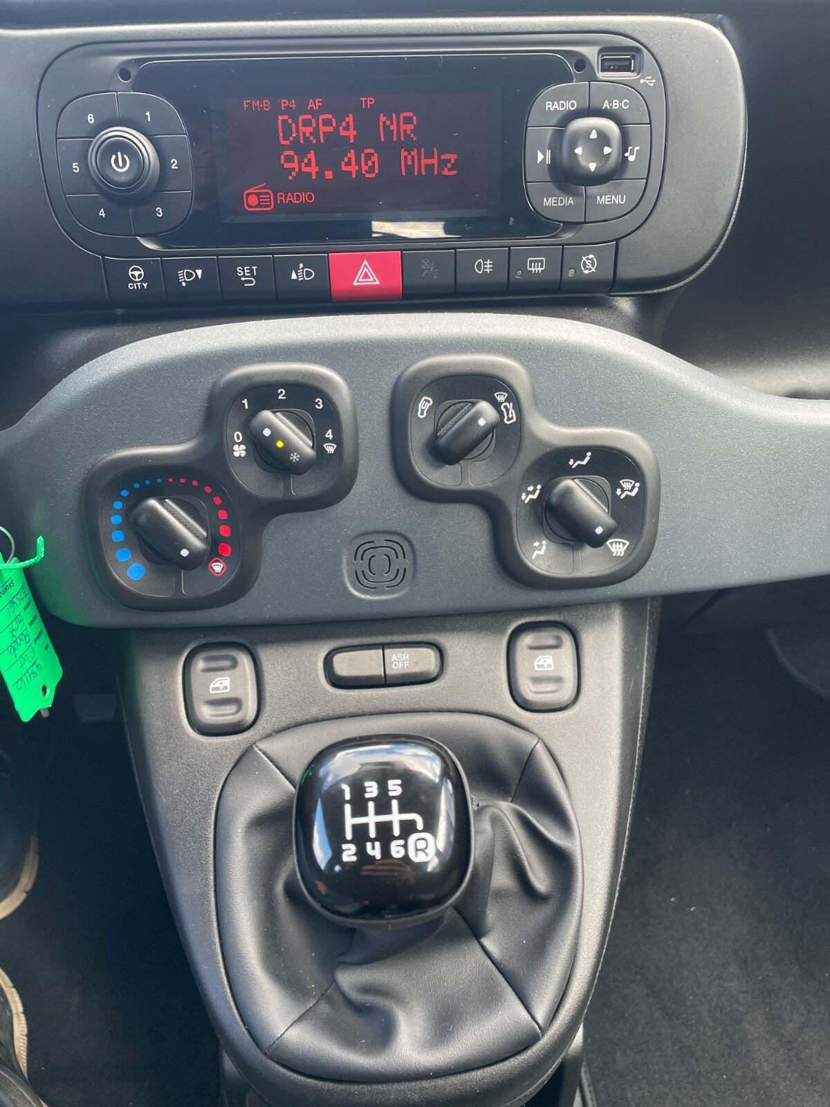 Grå Fiat Panda fra 2021