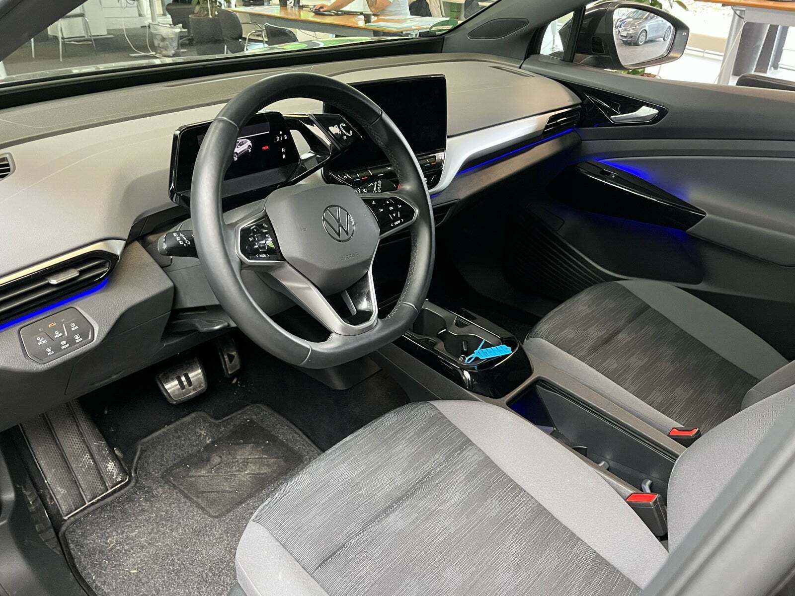 Grå VW ID.4 fra 2023