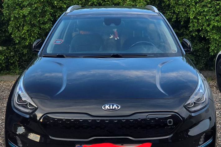 Sort Kia Niro fra 2020