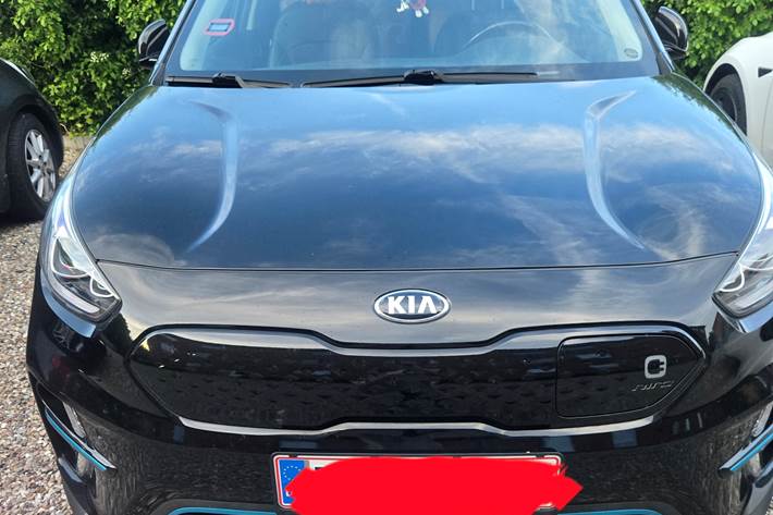 Sort Kia Niro fra 2020