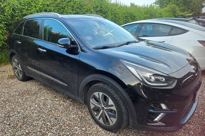 Sort Kia Niro fra 2020