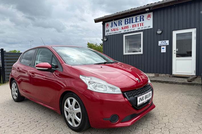 undefined Peugeot 208 fra 2015