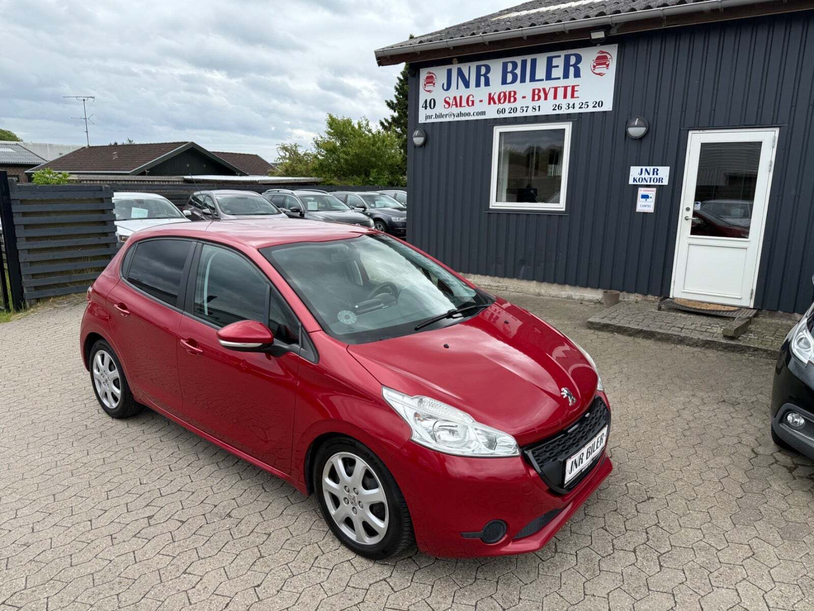 undefined Peugeot 208 fra 2015