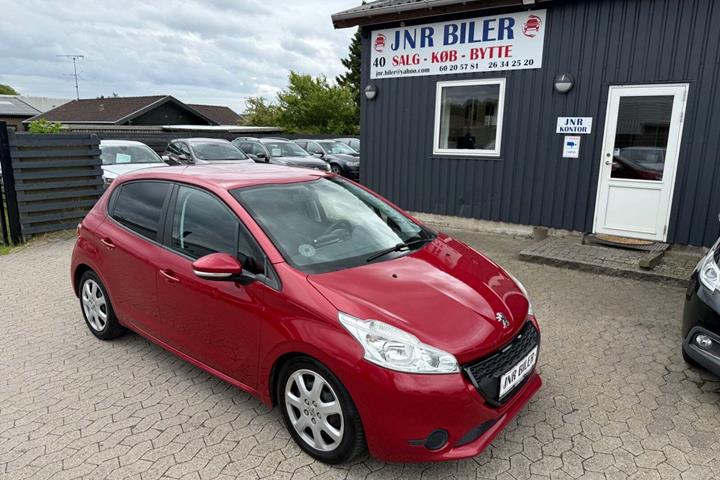 undefined Peugeot 208 fra 2015