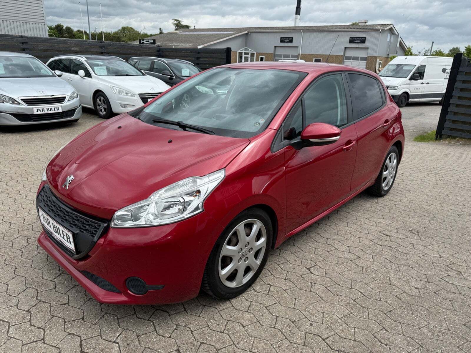 undefined Peugeot 208 fra 2015