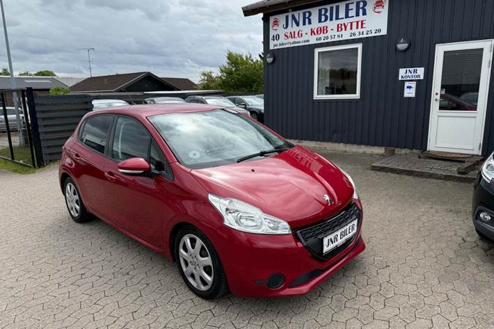 undefined Peugeot 208 fra 2015