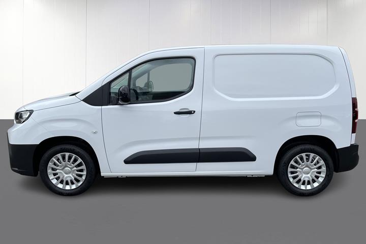 Hvid Toyota ProAce City fra 2025