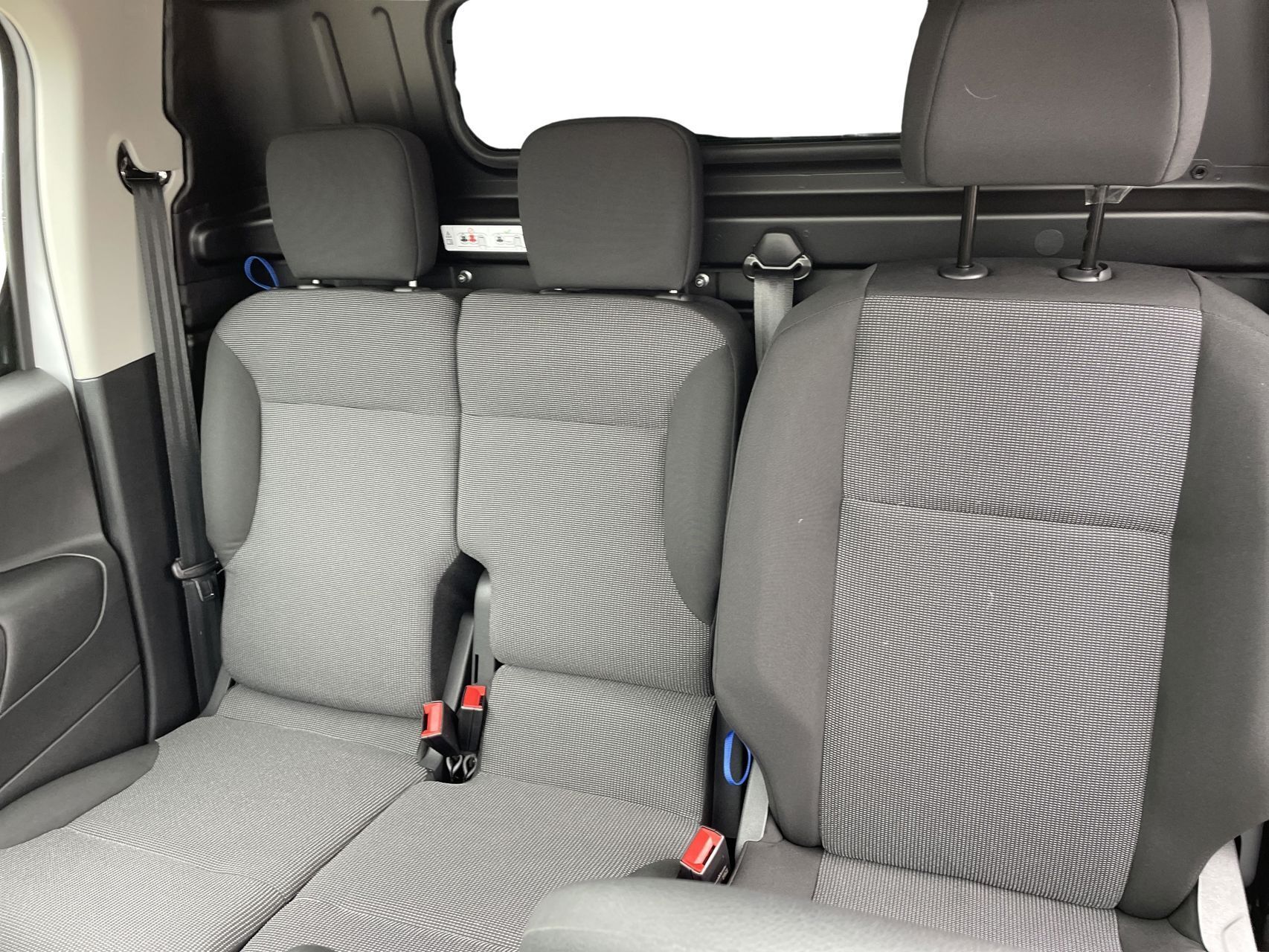 Hvid Toyota ProAce City fra 2025