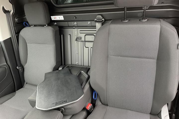 Hvid Toyota ProAce City fra 2025