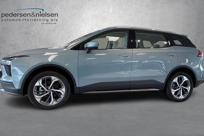 Blå Aiways U5 fra 2025