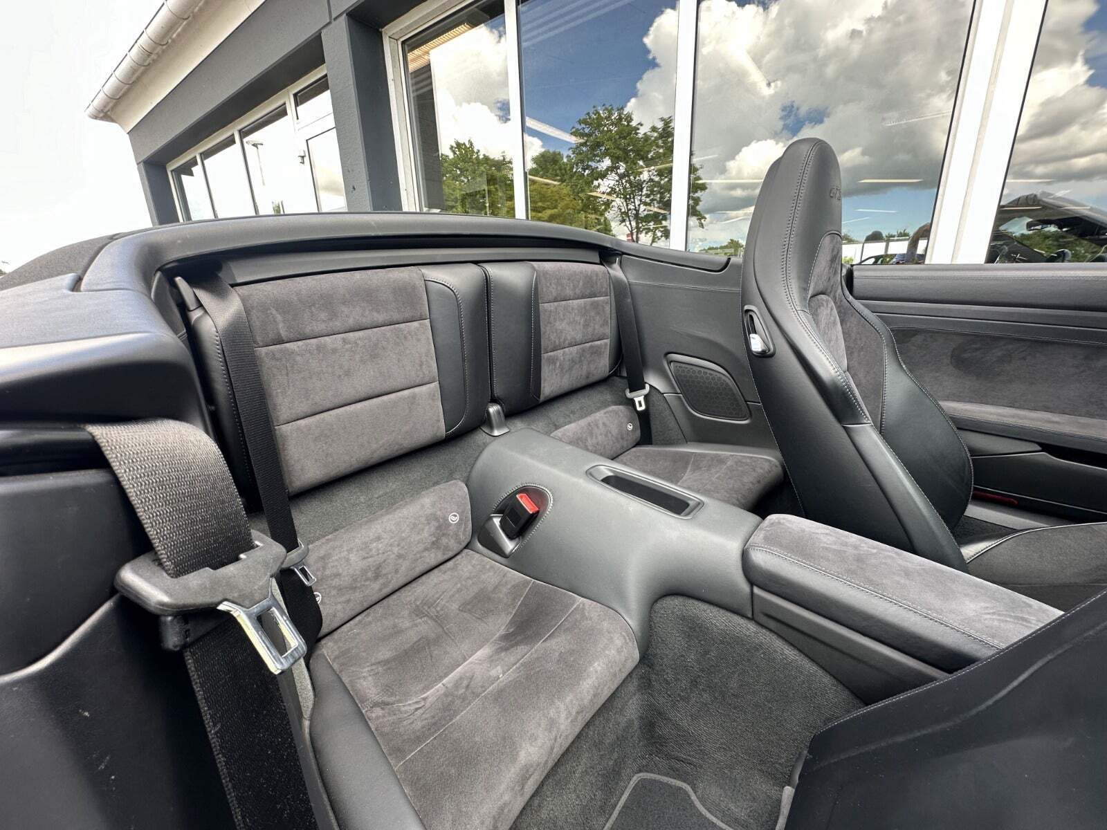 Porsche 911 Carrera 4 GTS 3,0 Cabriolet PDK