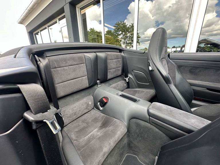 Porsche 911 Carrera 4 GTS 3,0 Cabriolet PDK