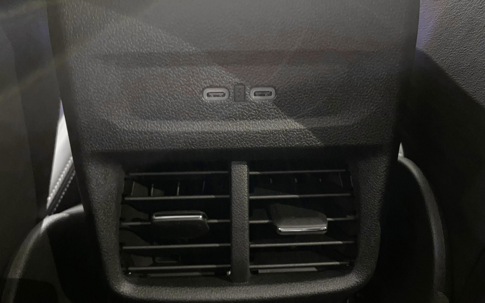 Blå Ford Explorer fra 2024