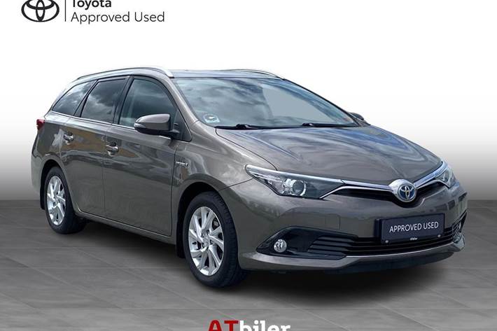 Bronze Toyota Auris fra 2017
