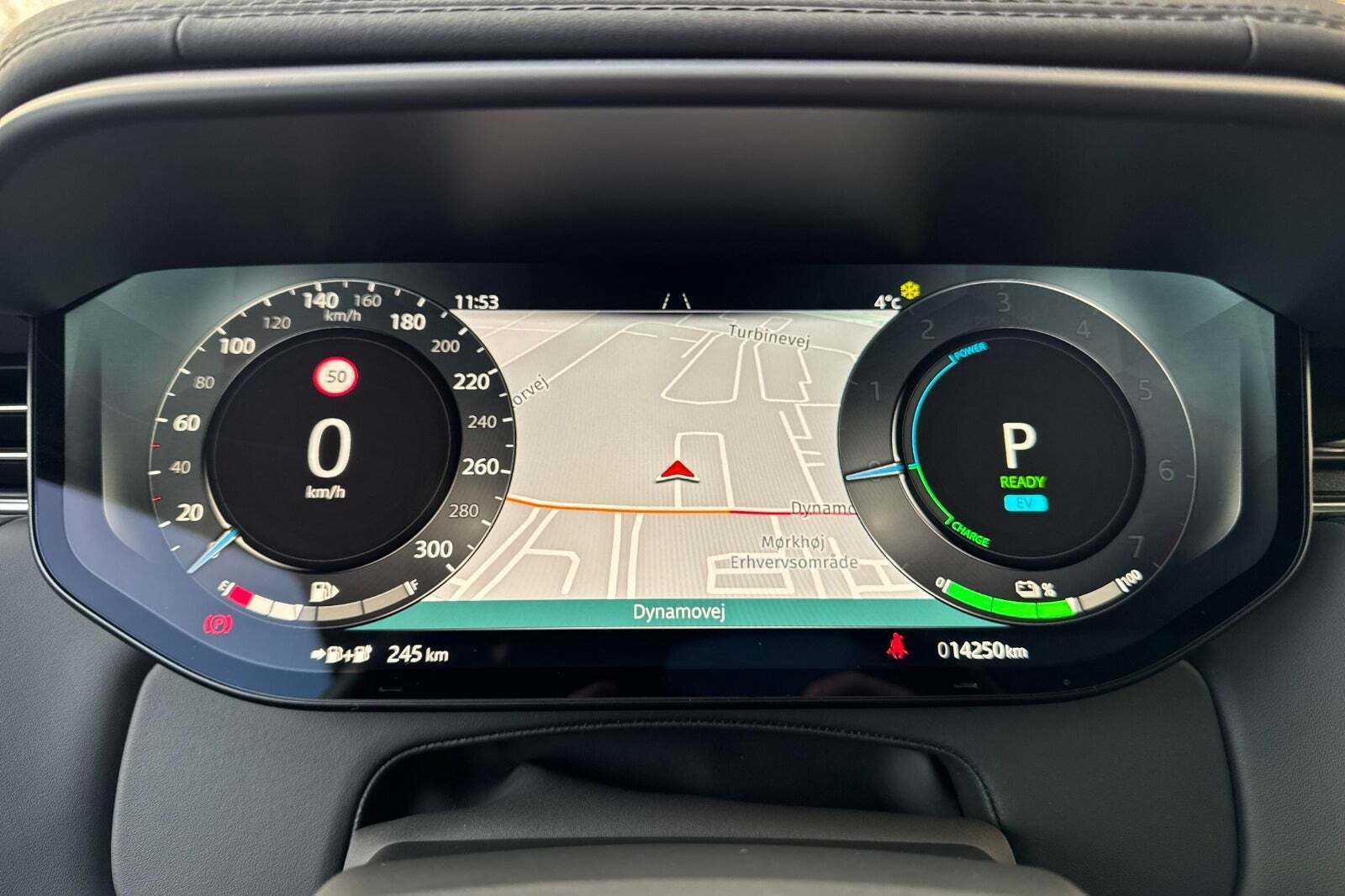 Grøn Land Rover Range Rover sport fra 2024