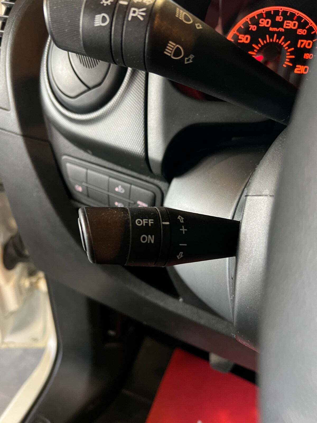 Hvid Fiat Fiorino fra 2012