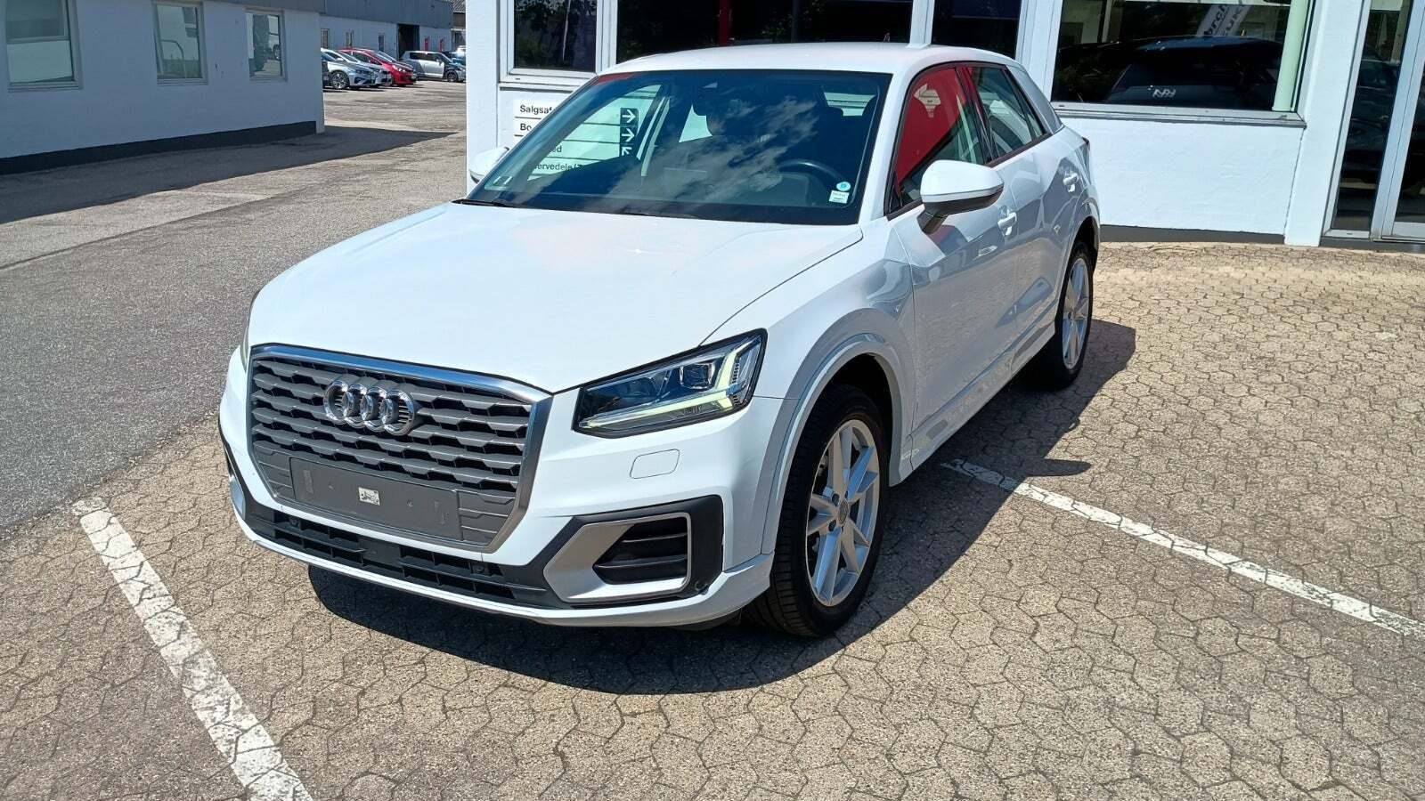 Audi Q2