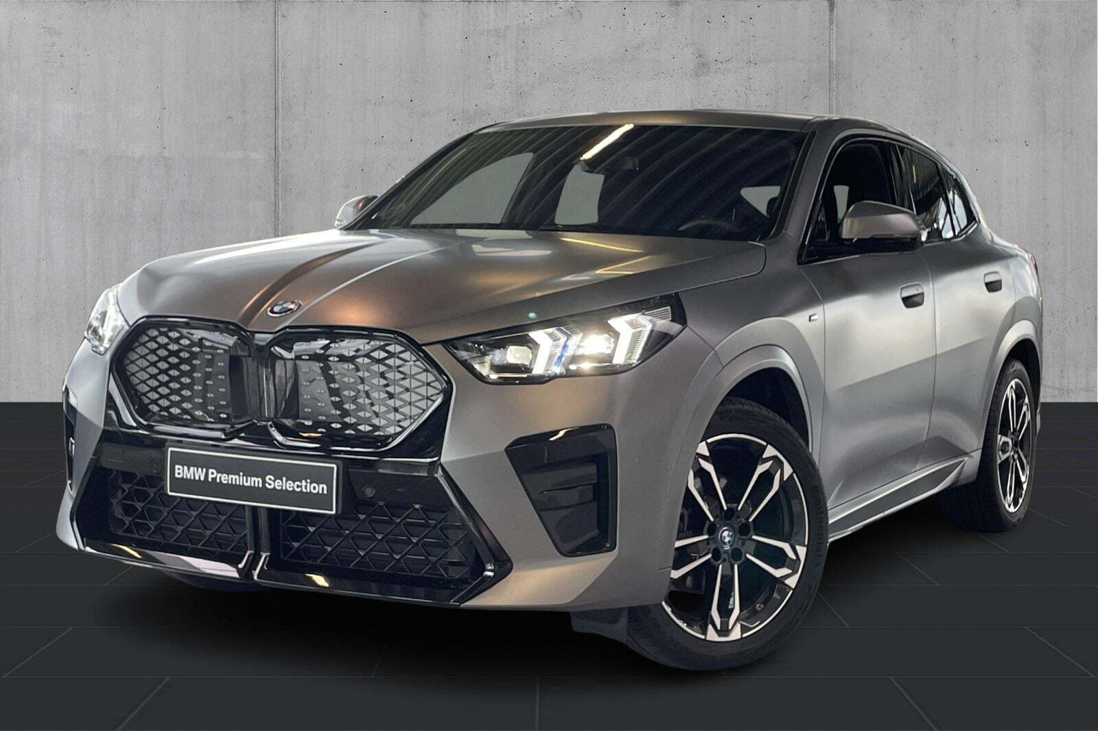 BMW iX2 eDrive20 M-Sport