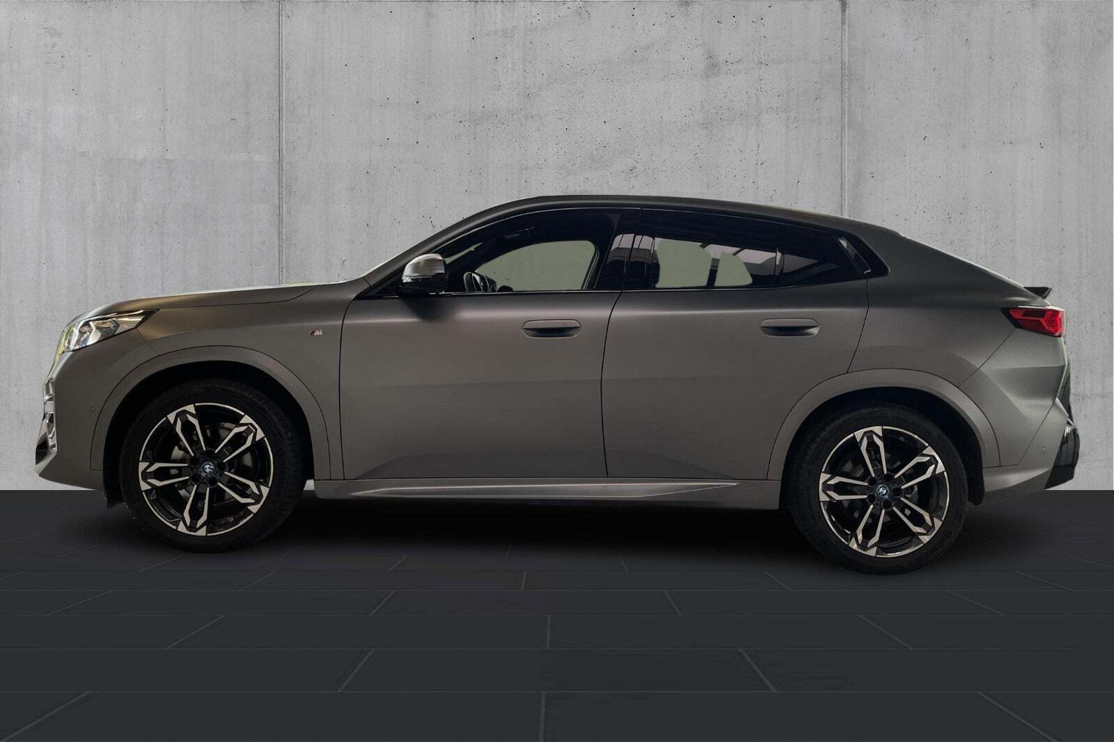 BMW iX2 eDrive20 M-Sport