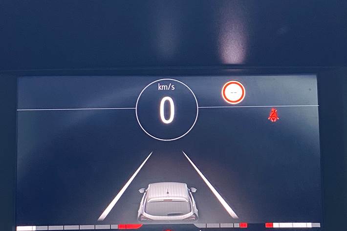 Hvid Opel Corsa fra 2021
