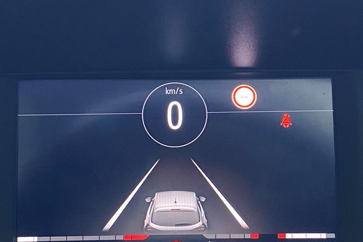 Hvid Opel Corsa fra 2021