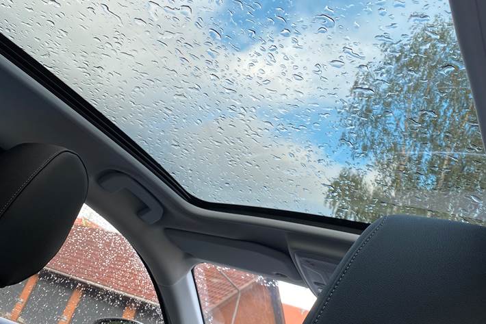 Hvid Opel Corsa fra 2021