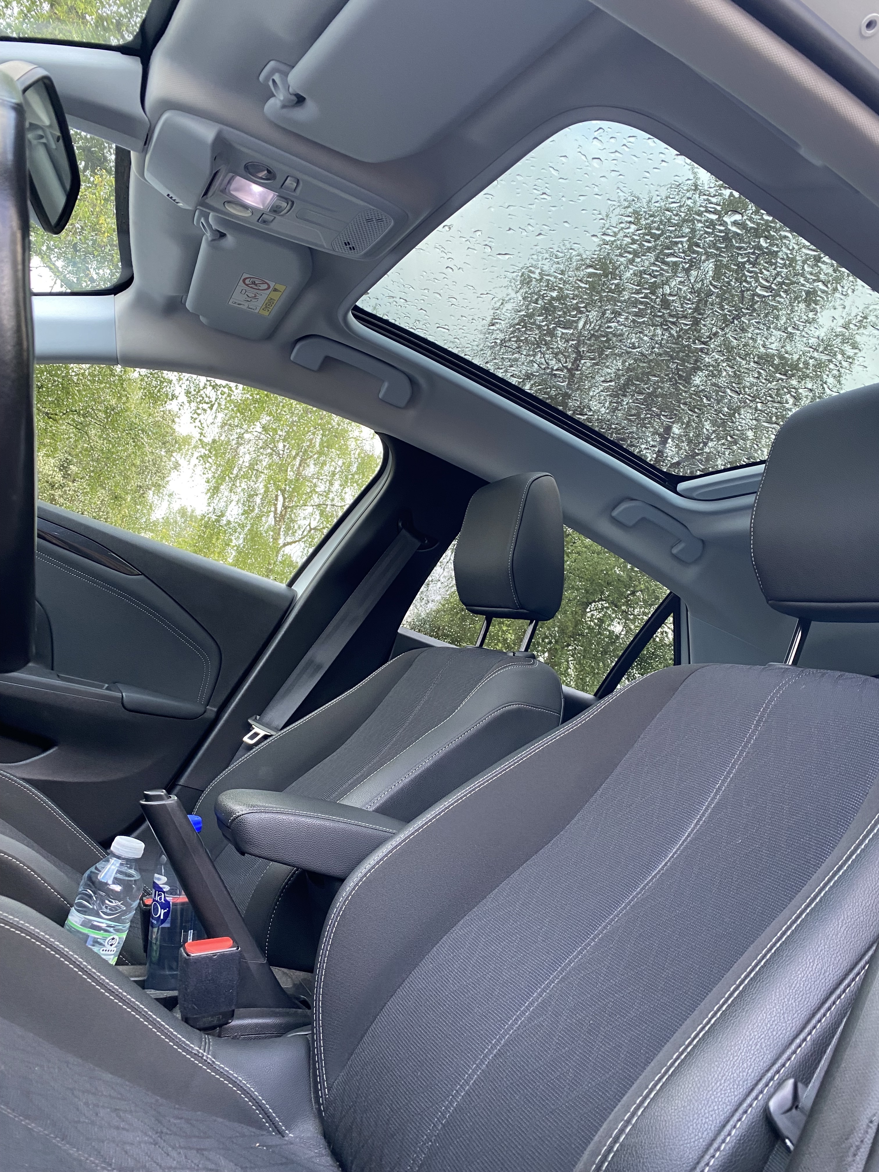 Hvid Opel Corsa fra 2021