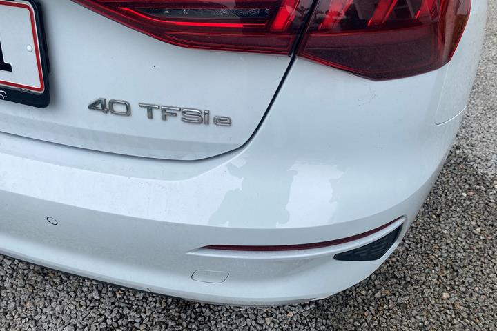 Hvid Audi A3 Sportback fra 2021