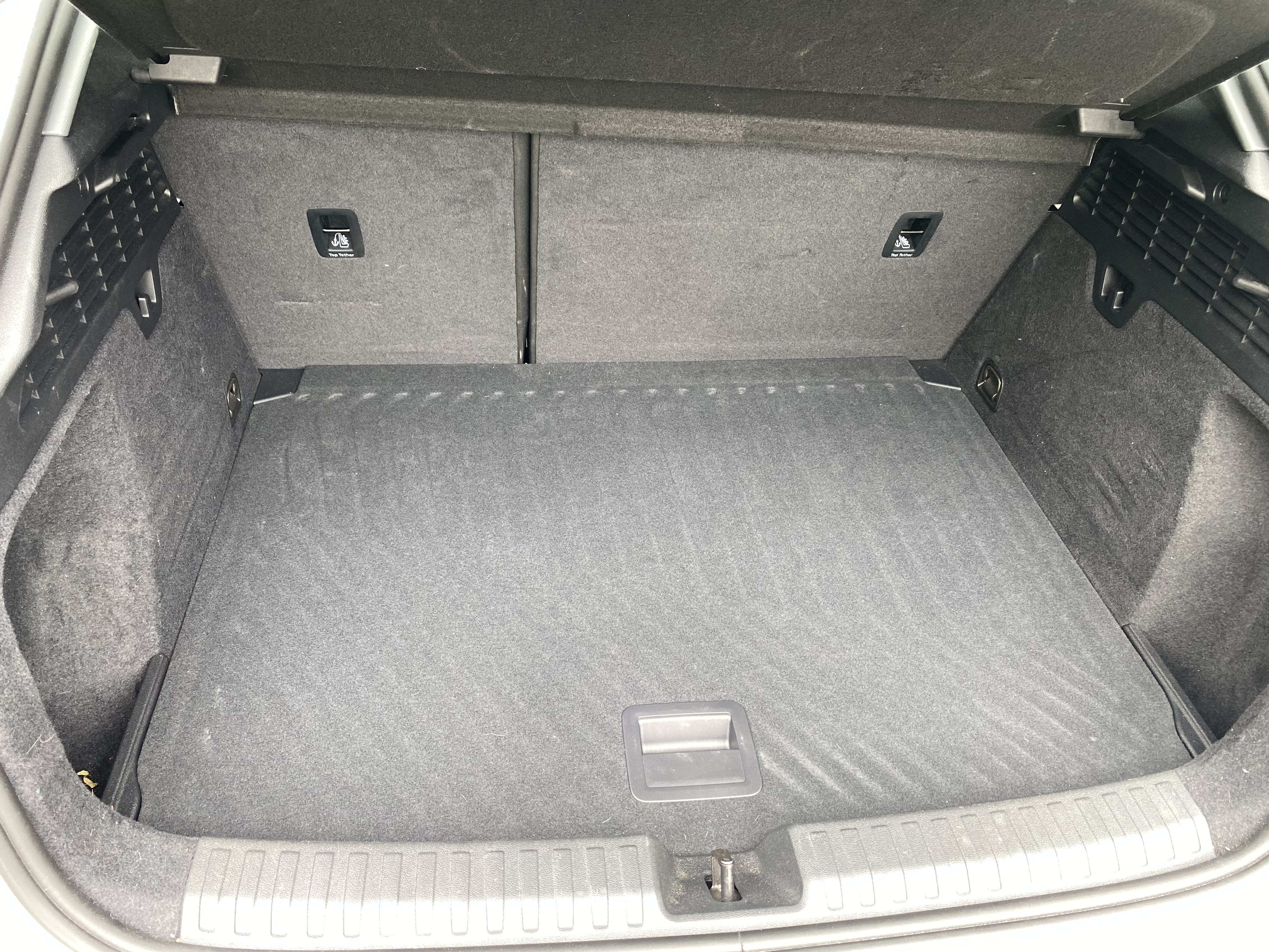 Hvid Audi A3 Sportback fra 2021