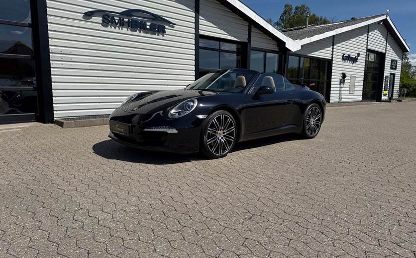Porsche 911 Carrera