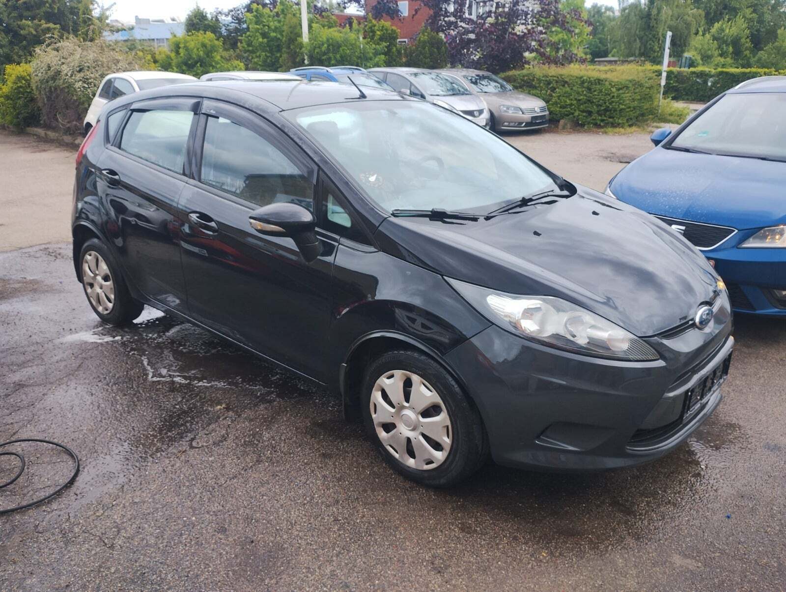 undefined Ford Fiesta fra 2011 set udefra