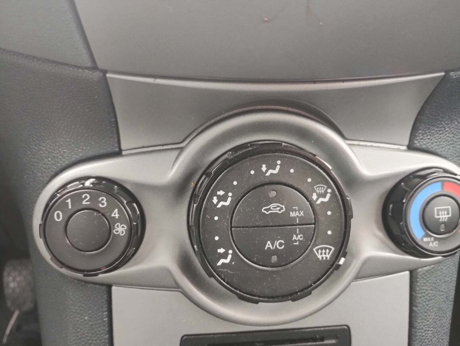 undefined Ford Fiesta fra 2011