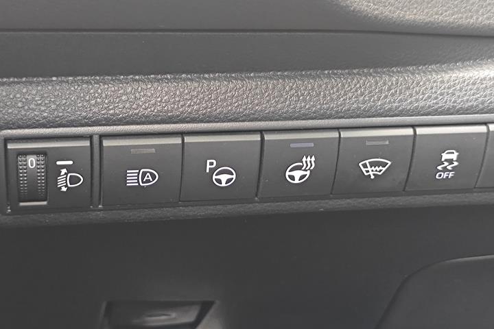 Sølv Suzuki Swace fra 2021