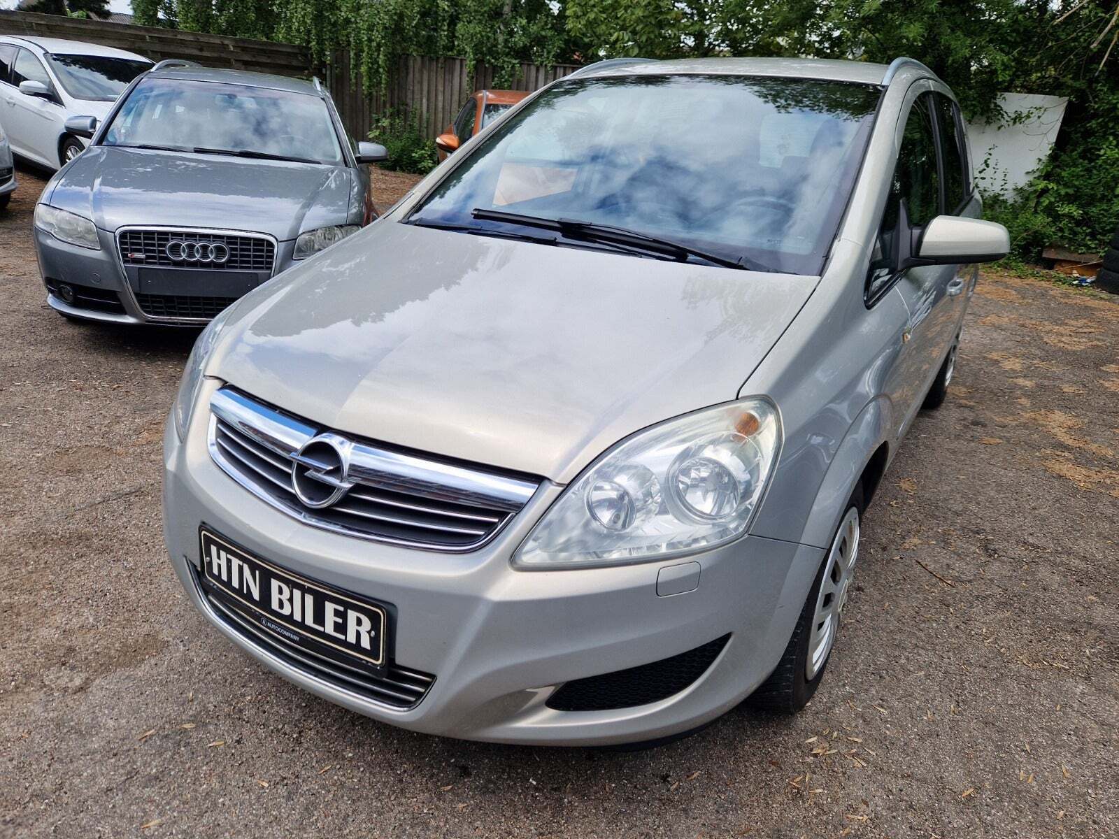 Opel Zafira 1,8 16V Limited 7prs