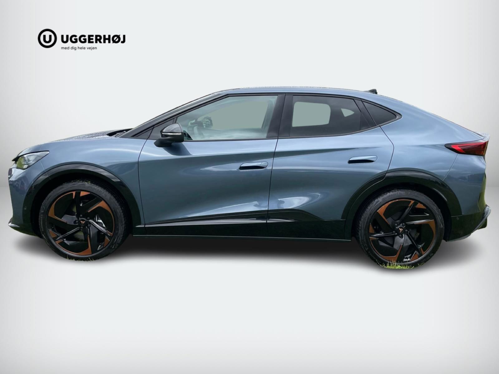 Blå Cupra Tavascan fra 2025